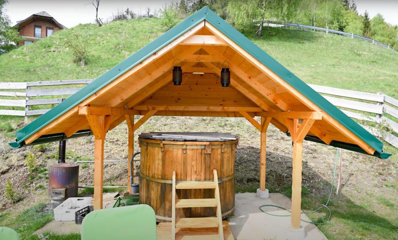 Hotel Glamping Hisice Orlic Muta Exterior foto